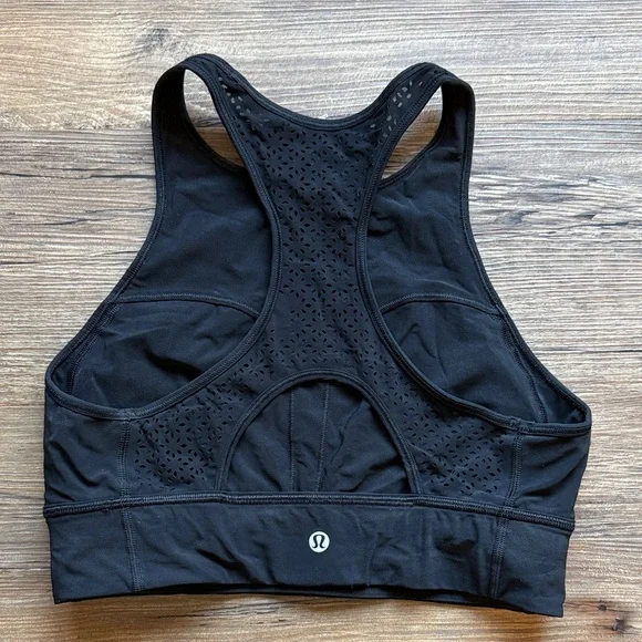 lululemon athletica Black Sports Bra - Picture 2 of 3